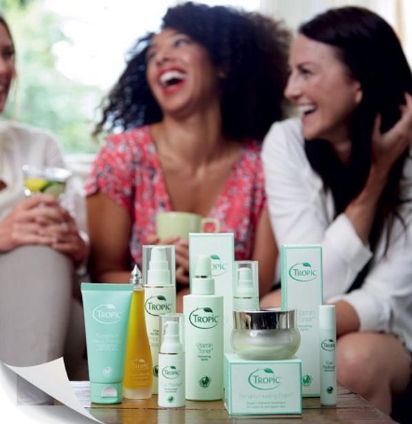 Tropic_Exeter's tweet photo. The Perfect Gift Collection with Tropic Skin Care 🎁

http://t.co/8iRd3V1JSu 💚 http://t.co/OdceINZYVK
