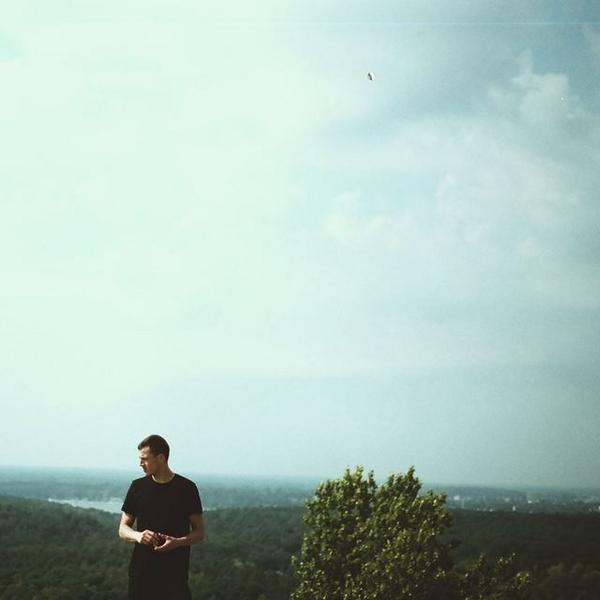 The405's tweet photo. Stream Charlie Cunningham's new song 'Lights Off' [405 Premiere] http://t.co/scoen2Fpkg http://t.co/227ffckDgT