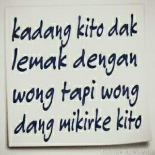 DMojalina's tweet photo. Bahasa palembang ({}) http://t.co/L4qoQYXi2g
