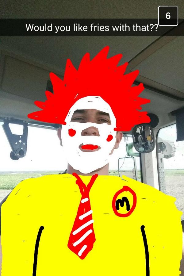 p7nkm's tweet photo. @McDonalds @RonaldMcdonaldM lookin well barry haha http://t.co/uo4ZedblBn