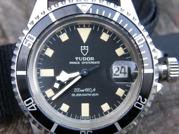 timekeeperforum's tweet photo. #Tudor #Submariner 94110. Beauty! http://t.co/TxWgnZxOmW http://t.co/kq4muvokRg