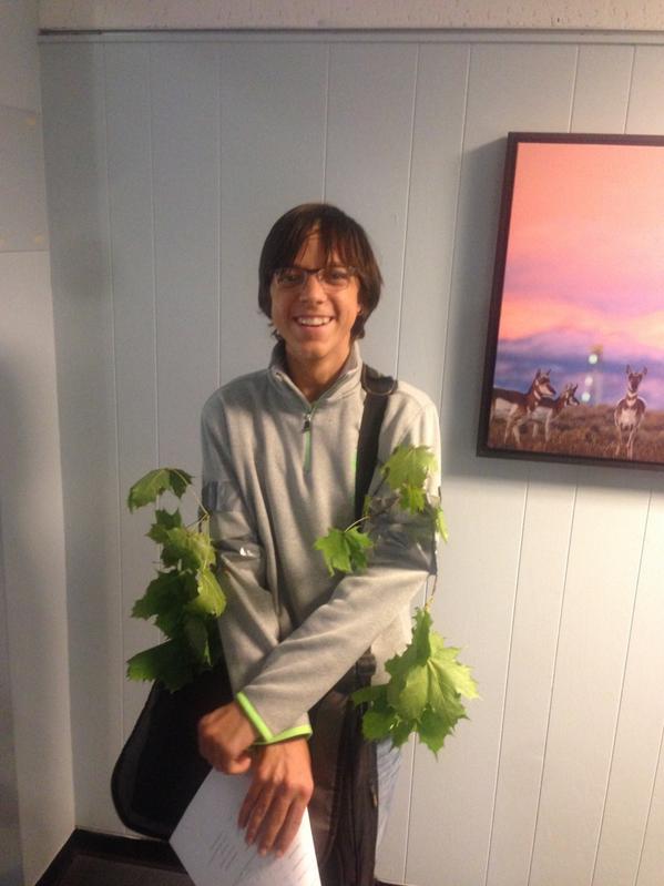 MKAscreenz's tweet photo. #spiritweekwin can't even see him! http://t.co/AWS8WBhgVJ