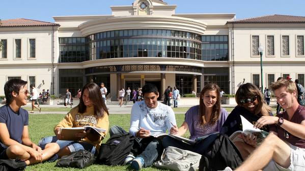 neuacademic's tweet image. #Collegelife: Dealing With Change in Your Twenties via @HuffPostCollege buff.ly/1vHMGRp #hackcollege