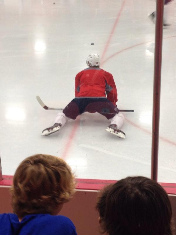 SportMajor's tweet photo. #19 getting ready for the oil!!
#CapsPractice http://t.co/vtsmMaV3cM