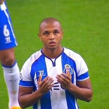 Yacine Brahimi MVP meczu z Vitorią Guimaraes