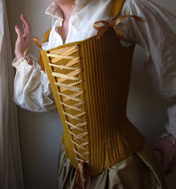 RedthreadedCS's tweet image. 17th century stays by @RedthreadedCS  etsy.com/listing/198017…