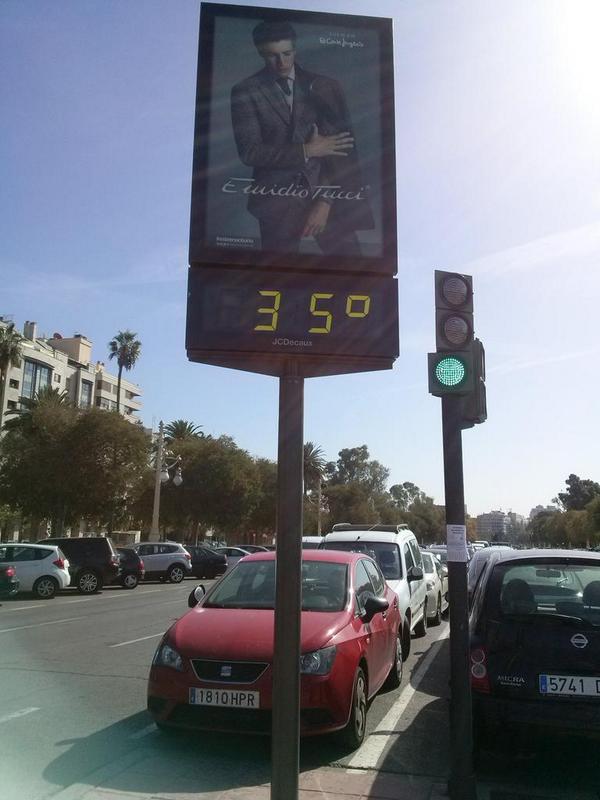nac90ct's tweet photo. 21 de Octubre o 21 de Julio?? http://t.co/jbTmyE2Hk2