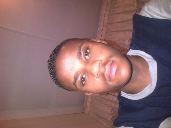 TeBzaRh's tweet photo. LOok http://t.co/PRFdJ6rkHy