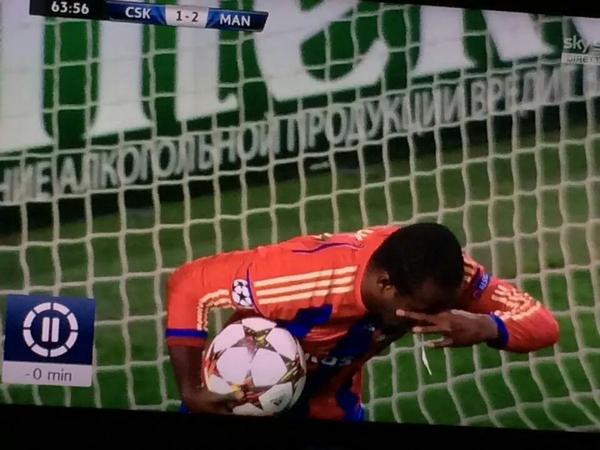 ChiamarsiBomber's tweet photo. Con @SkySport puoi vedere tutta la #Champions in HD
#CSKAMCFC #UCL http://t.co/2jpOnPWeGO