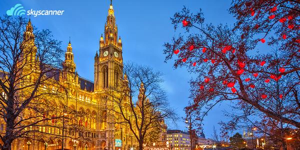skyscanner_es's tweet photo. Los 10 mejores mercados de Navidad de Europa http://t.co/1AFmV6JdfS http://t.co/HGQgaaJjke