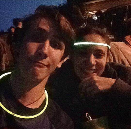 julietaqtalyobn's tweet image. Chat with @May22123 and miss more Washington and all the people I met there #missingWA #4thJuly Mikenmewithoutglasses