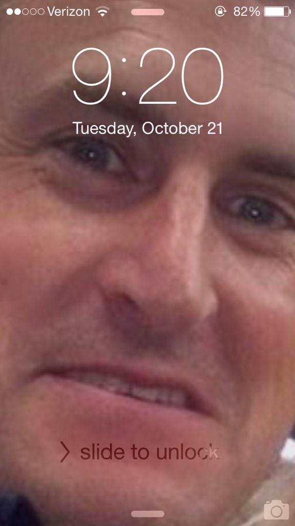 KingHuss_'s tweet photo. Love my new lockscreen!!!!! #robbyT http://t.co/Up5fQVXSHQ