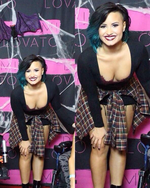 Blouse - English-Spanish Dictionary - m