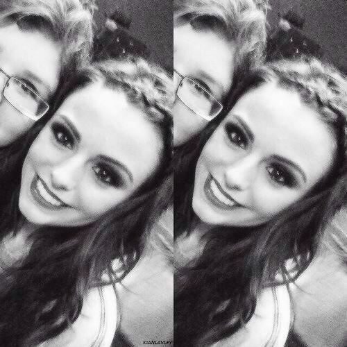 mirandaalipa's tweet photo. Si dices hasta nunca que sea para siempre💕💔💖👍👎 http://t.co/KBjAh5M0N2