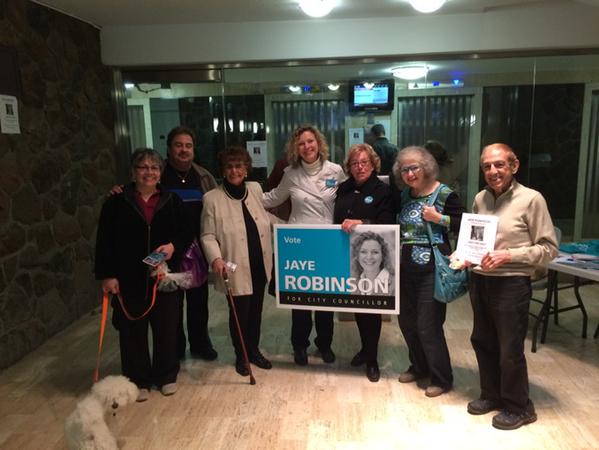 Meeting tenants at 140 Erskine with members of the Upper Canada Tenants Association! #ward25 #TOpoli