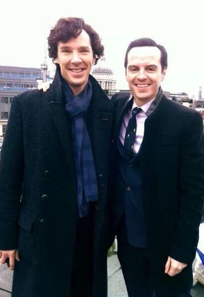 Happy birthday Andrew Scott!! :) 