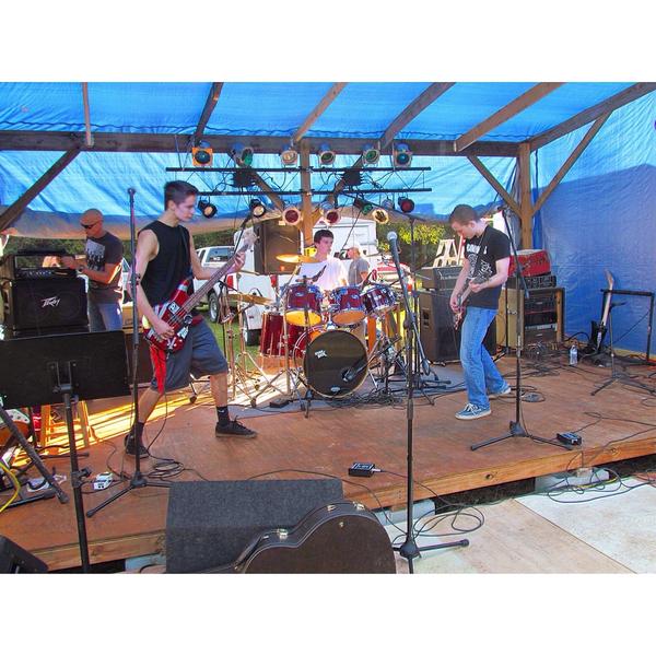 PushBackBand's tweet image. We had a blast at Bullstock 2014! S/0 to Tommy, Jake, Malvom, and Kevin for being our camera crew! #pushbackband