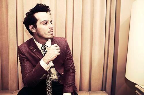 HAPPY BIRTHDAY ANDREW SCOTT!! Thanks for playing one of my favourite characters on TV so perfectly    