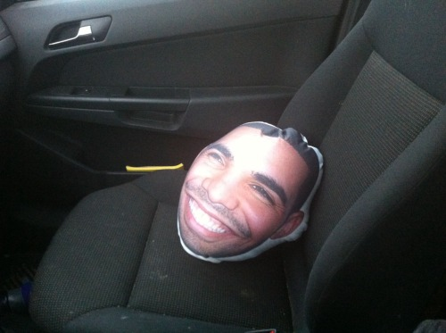 SJAMRelatable's tweet image. When your driving with your friend and they keep correcting your driving skills