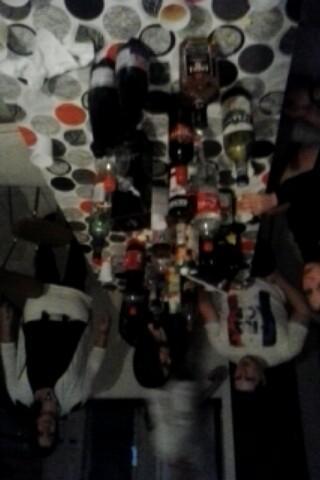 Didii_e's tweet photo. Notre table de samedi avec les potes c'etais quelque chose ! ♡ @_marinedrd @MTimonnier @BarridasLaura @Chachou__m ect http://t.co/E8H62ngQbg