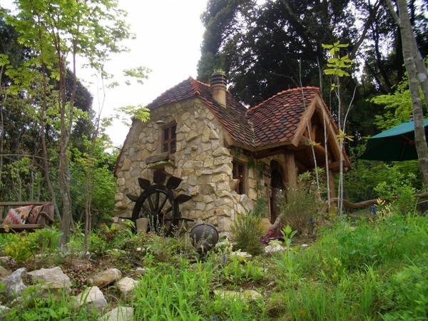 Naturalgarden紀行 בטוויטר 魔女の館 をイメージしたアパートで話題 ぬくもり工房 中世ヨーロッパ の村に迷い込んだような ぬくもりの森 にある 小さな水車小屋 お菓子の森 素敵な中庭カフェも 宝石を散りばめたような可愛いケーキや焼き菓子が Naturalgarden紀行 בטוויטר 魔女の館 をイメージしたアパートで話題 ぬくもり工房 中世ヨーロッパ の村に迷い込んだような ぬくもりの森 にある 小さな水車小屋 お菓子の森 素敵な中庭カフェも 宝石を散りばめたような可愛いケーキや焼き菓子が