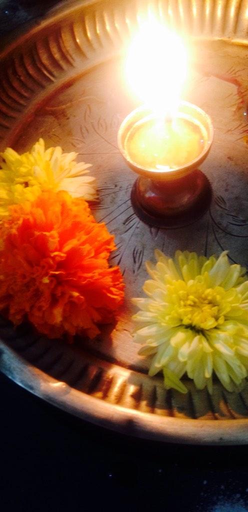 HandOfGodDesign's tweet photo. Celebrate #india celebrate #tradition #HappyDiwali buy a Hand of God product and help sustain Traditional crafts http://t.co/I9cBVGrHyU