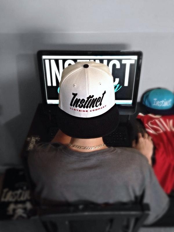 instinct_co tweet picture
