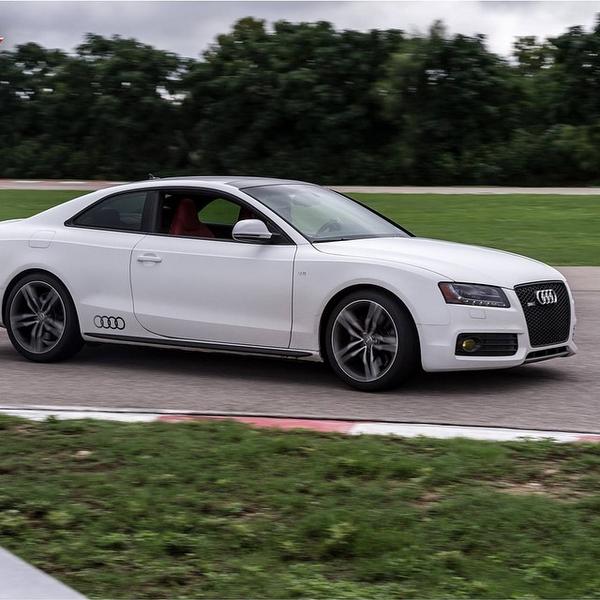ArielPned's tweet photo. Pic by @arinahnell @APR #apr #goapr @drivewayaustin #drivewayaustin #acna @audiclubls #audi #audis5 #audilife #au... http://t.co/Df3qlBEYYx