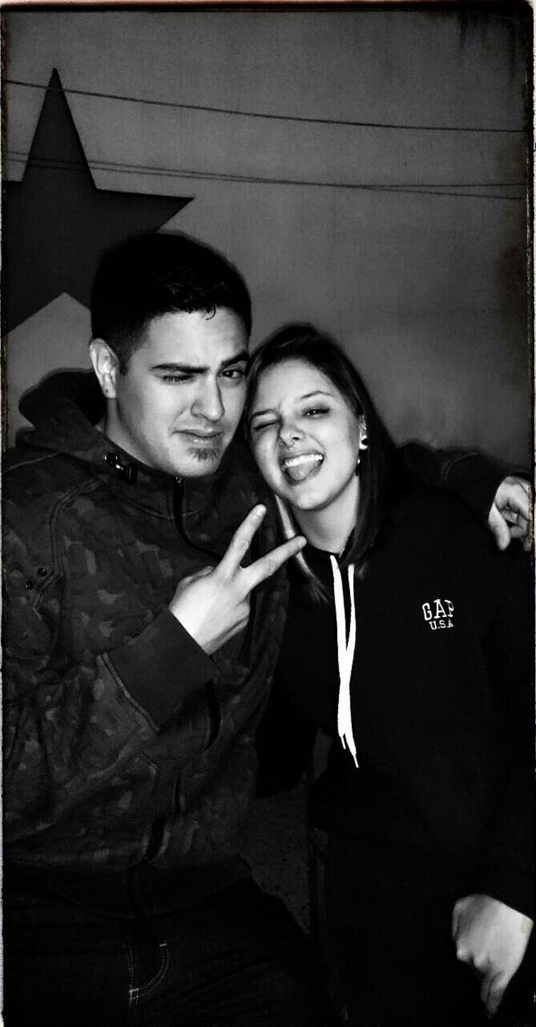 Emicansino's tweet photo. @ConchudadeShit   loka de mierda mejorate  :) http://t.co/N2lVdvBdhK