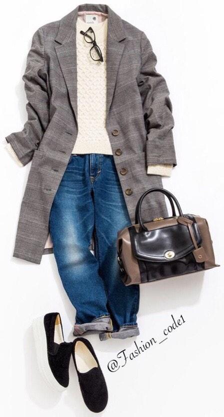 Fashion_code1's tweet photo. メンズ服の定番でもある
グレンチェックの
チェスターコート。

個性的な装いはもちろん
今年らしさも出ます♪ https://t.co/oUaH3YbViM