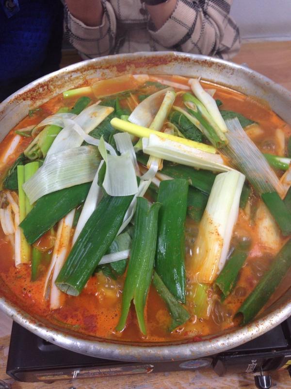 pym822's tweet image. 해장 으히히