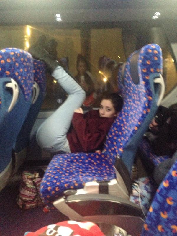 Khloekawaii's tweet image. #lankyproblems