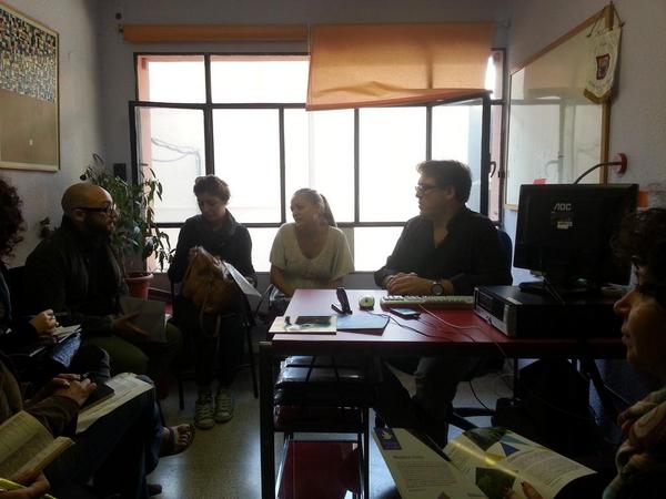 Elymania_84's tweet photo. Derechos humanos, migracion, y mucho mas @MovimientoxlPaz Granada #VolunteeringAtWork @MEPEGRANADA1 @maregrosso7 http://t.co/DLAJzVyCtH