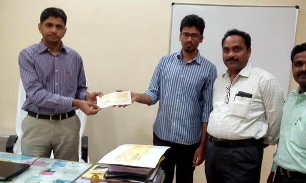 DEOWG's tweet photo. Siddardha Vidyalaya, Eluru, donated one lakh to CMRF through our District Collector  for Hudood Cyclone http://t.co/XWSETMmuQs