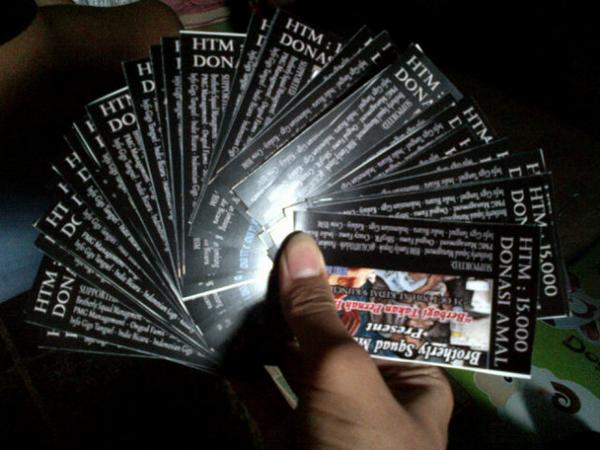 Tiket sudah ready nih !
