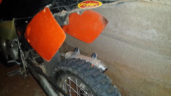 Not cool my pipe came off #ktm300#fmf#pipecomeoff#notnice
