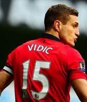 Happy Birthday to former Manchester United captain Nemanja Vidic who turns 33 today. 