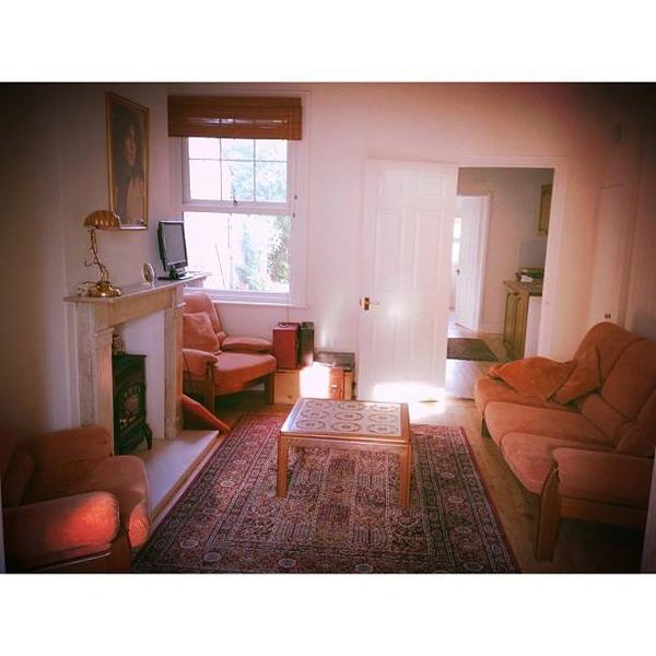 _FAROUT's tweet image. Is anyone interested in my 1970's G Plan 3 piece suite before I put it on eBay? #vintage #furniture #hitchin #forsale