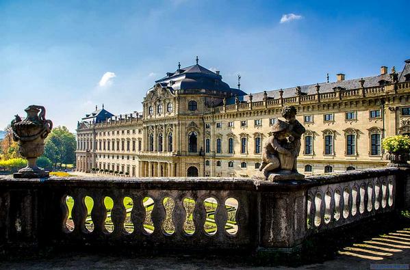 gidpomiru's tweet photo. #Германия. Туристические достопримечательности Вюрцбурга
http://t.co/2AHp92vt53
#туризм #путешествия #Европа #города http://t.co/ficslEzIvs