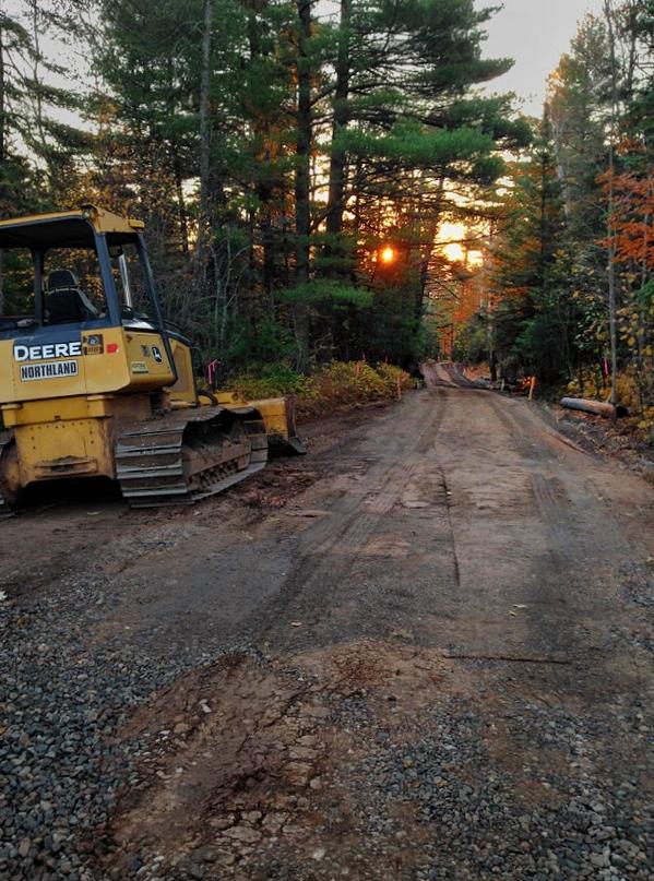 BikeUMD's tweet photo. Here's the progress on the Tischer Creek trail, as of this beautiful morning. Not long now! http://t.co/u0ZbjuK0WF