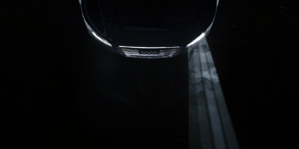 AudiUK's tweet photo. When #Audi #matrixbeam LED technology detects other headlights, individual diodes switch off and redirect the beam. http://t.co/q80gRdr57g