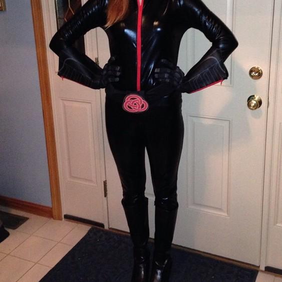 Kelli Berglund Lab Rats Suit