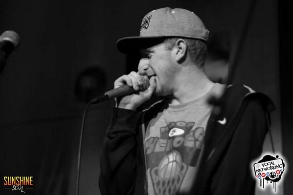 JmanicOfficial's tweet photo. Me performing on Saturday #BodyConversation ft. @SignalOfficial at @VocalNetworking http://t.co/4WLnm8A2qk