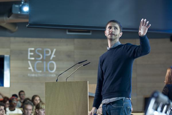 _AVInfo_'s tweet photo. Madrid Transmedia Living Lab 2014 #TMLL14 Fotos realizadas por @fundacionTef durante la ponencia y la mesa redonda http://t.co/TSDKv04fA8