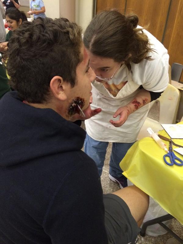 demmerclan's tweet photo. I think someone may need to call 911 today!! #SAMCEE14 http://t.co/QOKwcJ2hJC