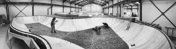 cambian_action's tweet photo. The floor in the "David" bowl is down, it's all coming together nicely. @Unit3Sixty http://t.co/xIrUgtQAfF