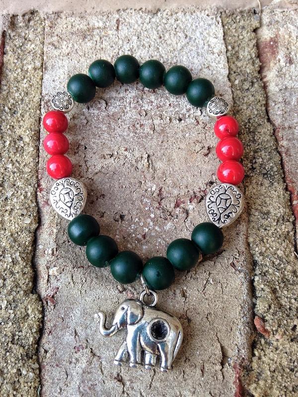 Transformcamp's tweet photo. ॐ Christmas in Octoberॐ transformationcampfl@gmail.com! @MPSSociety @IAmSteveHarvey @Oprah @Oprah_World 

#SHIANDKE http://t.co/jJl6sRVS8b
