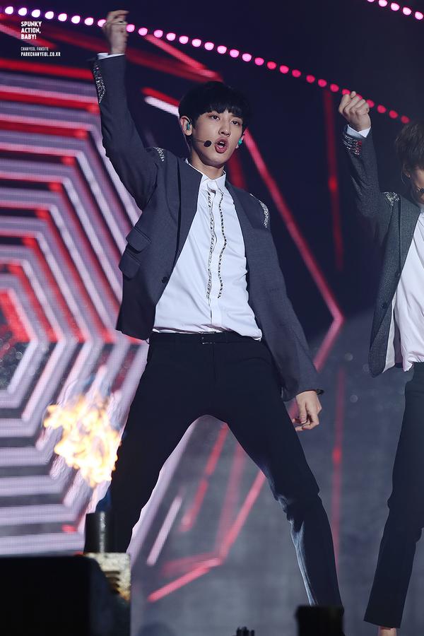 찬열☀︎ALWAYS (rest) tweet media
