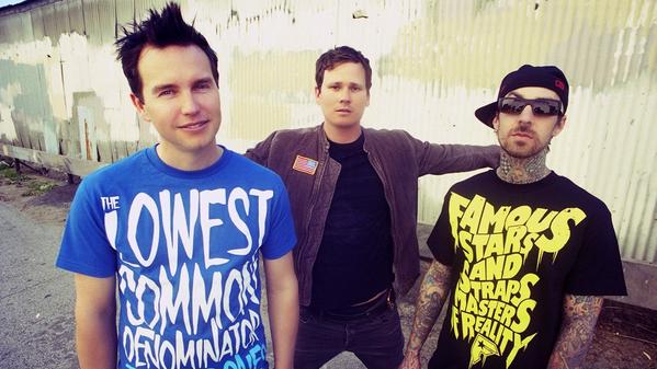 DCAPHUG_AdamR's tweet photo. blink-182: the hearth is San Diego, Calif. It spread rapidly in the 90s around the 90s and my cousins were fans. http://t.co/2e1F5bhK2J
