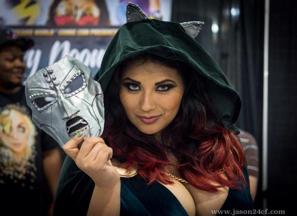 statenjp's tweet photo. Looking at my feed and it must be #DoomkittyWednesday and I always look forward to all the @IvyDoomkitty love. http://t.co/BF9dTmkksO